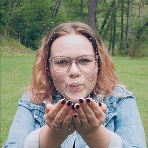 Meet your Posher, Abbey